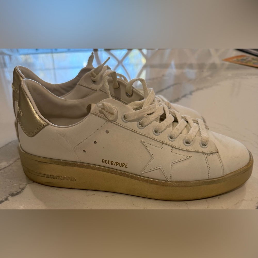 SOLD ❌Golden Goose Purestar